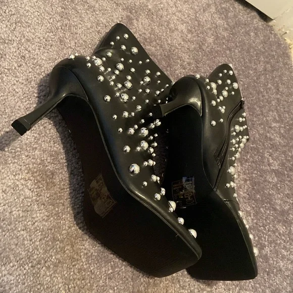 New black silver Pearl booties size 9 - Picture 3 of 4